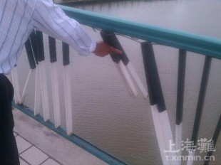 痴線中國之塑膠造護欄