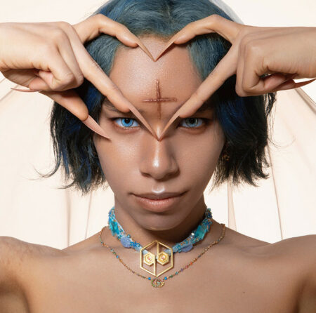 女王蜂 Introduction 歌詞 Mv